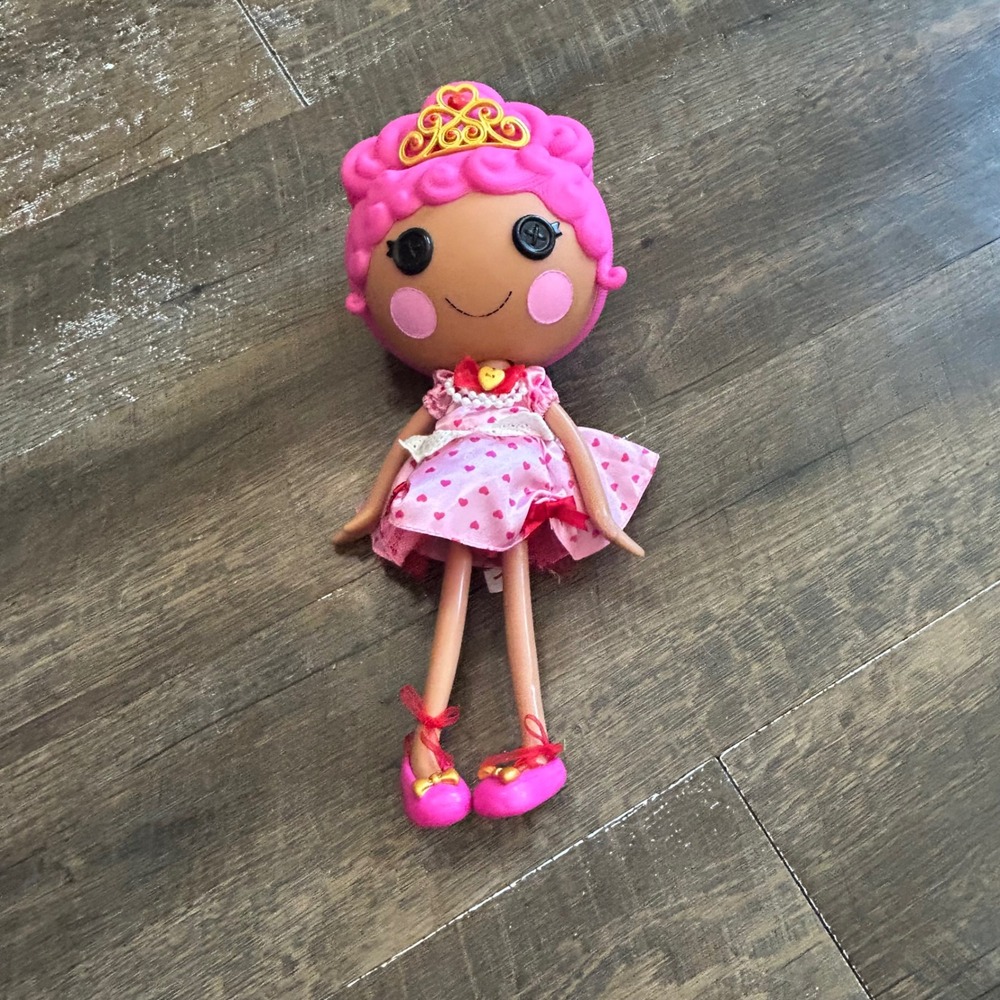 Lalaloopsy Sew Royal Princess Party Crumpet Hearts Doll Pink full size